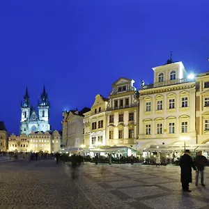 grand-hotel-praha.praguehotelsweb.com/