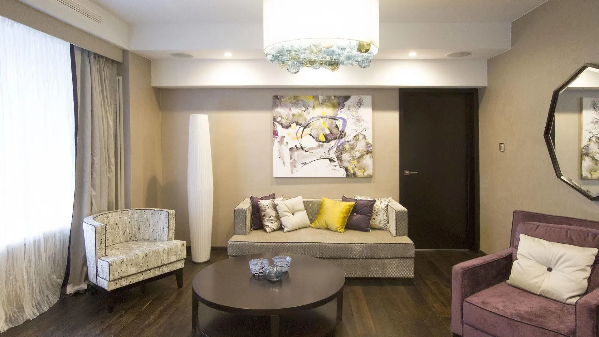 Sheraton Bucharest Hotel 5*,