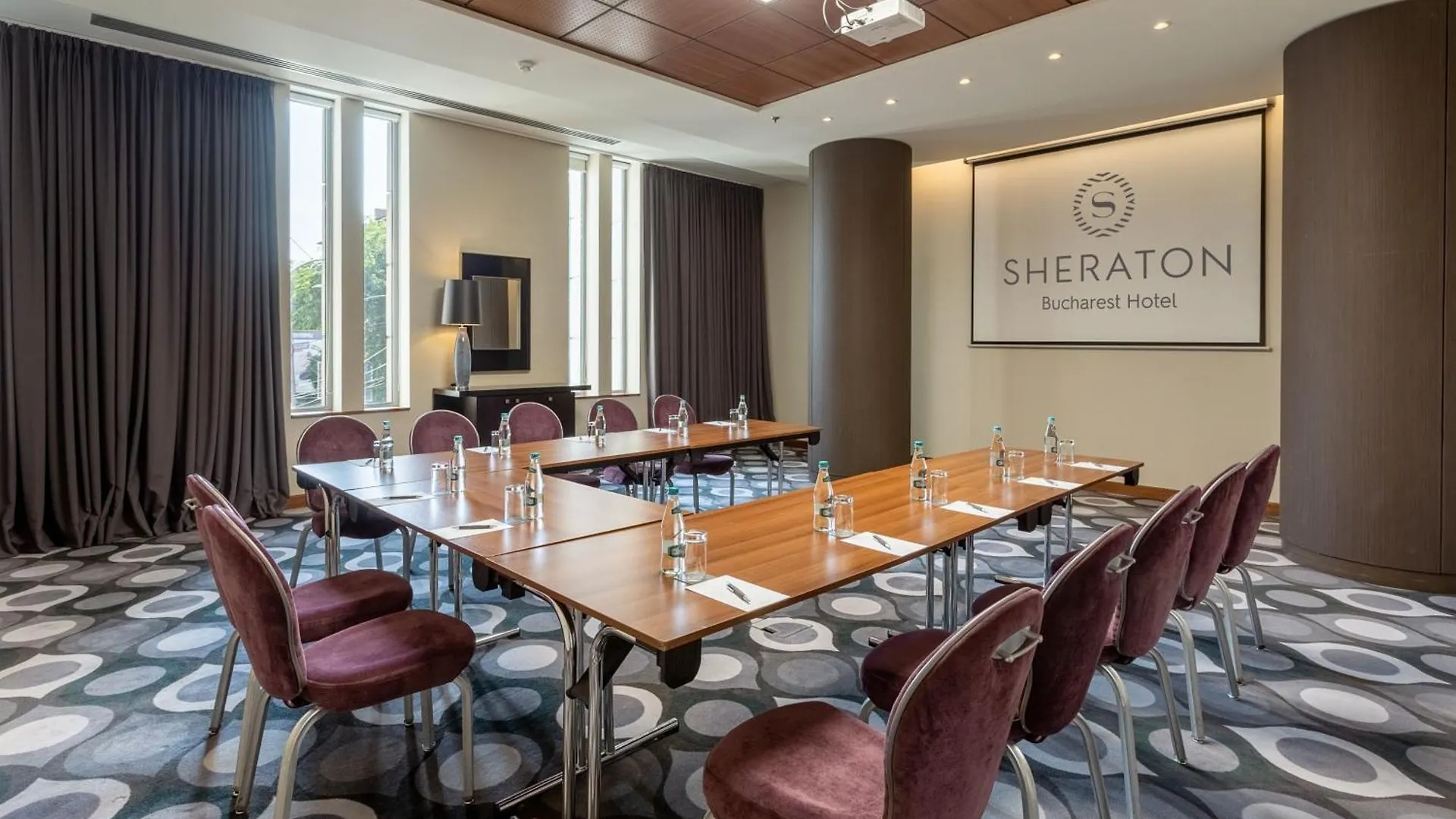 Sheraton Bucharest Hotel 5*,